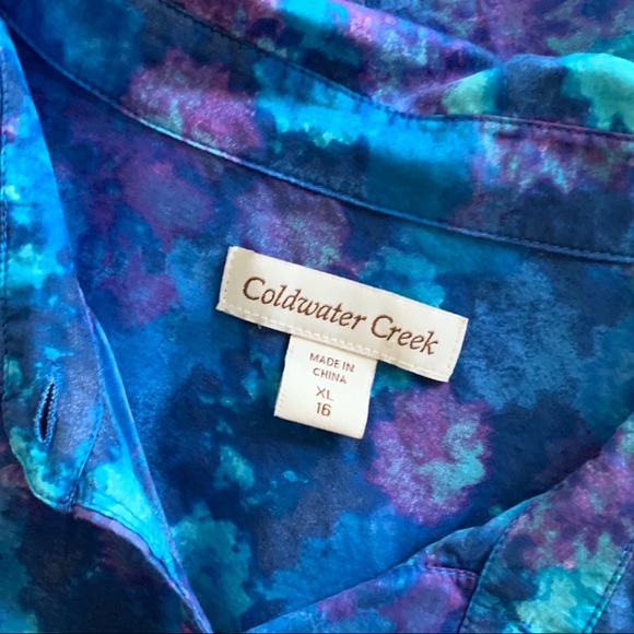 Watercolor Blue Long Sleeve Button Down Sz XL / 16 - Picture 5 of 7